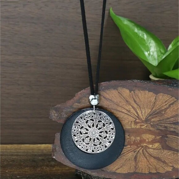 Necklace earring matching mandala boho jewelry set wood alloy combo - Picture 3 of 9